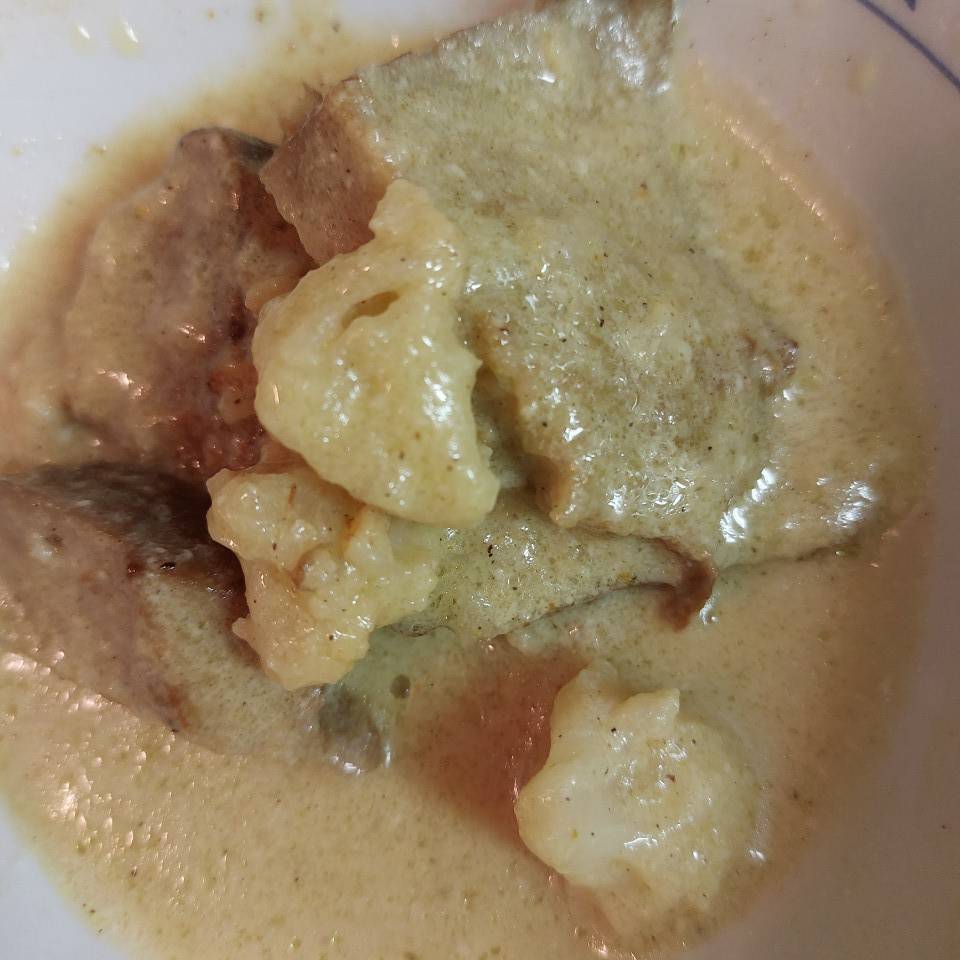 Seitán y coliflor al curry