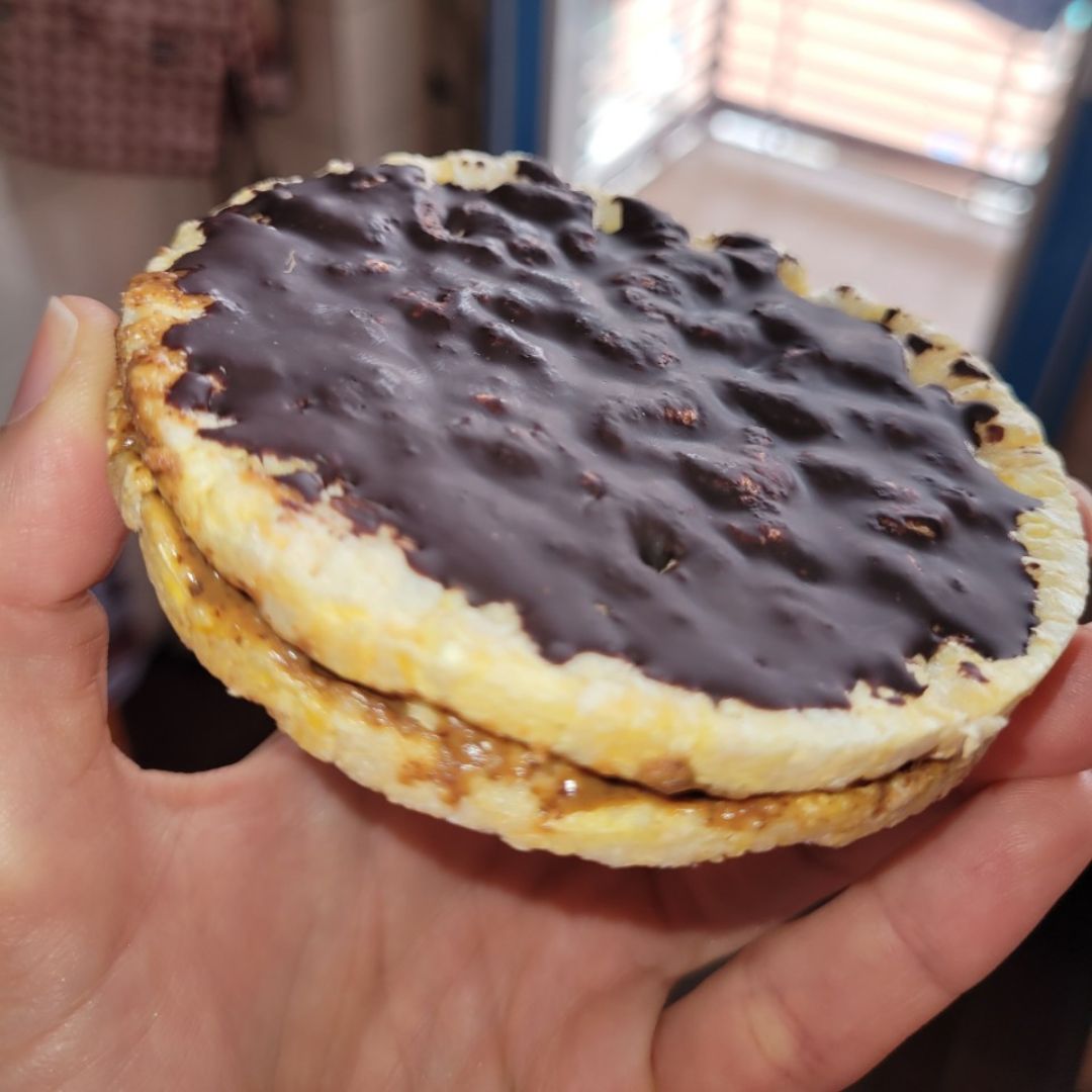 Tortitas de maíz con crema y cacao Tortitas de maíz con crema y cacao