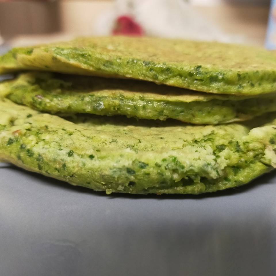 Tortitas de kale y queso de cabra Tortitas de kale y queso de cabra