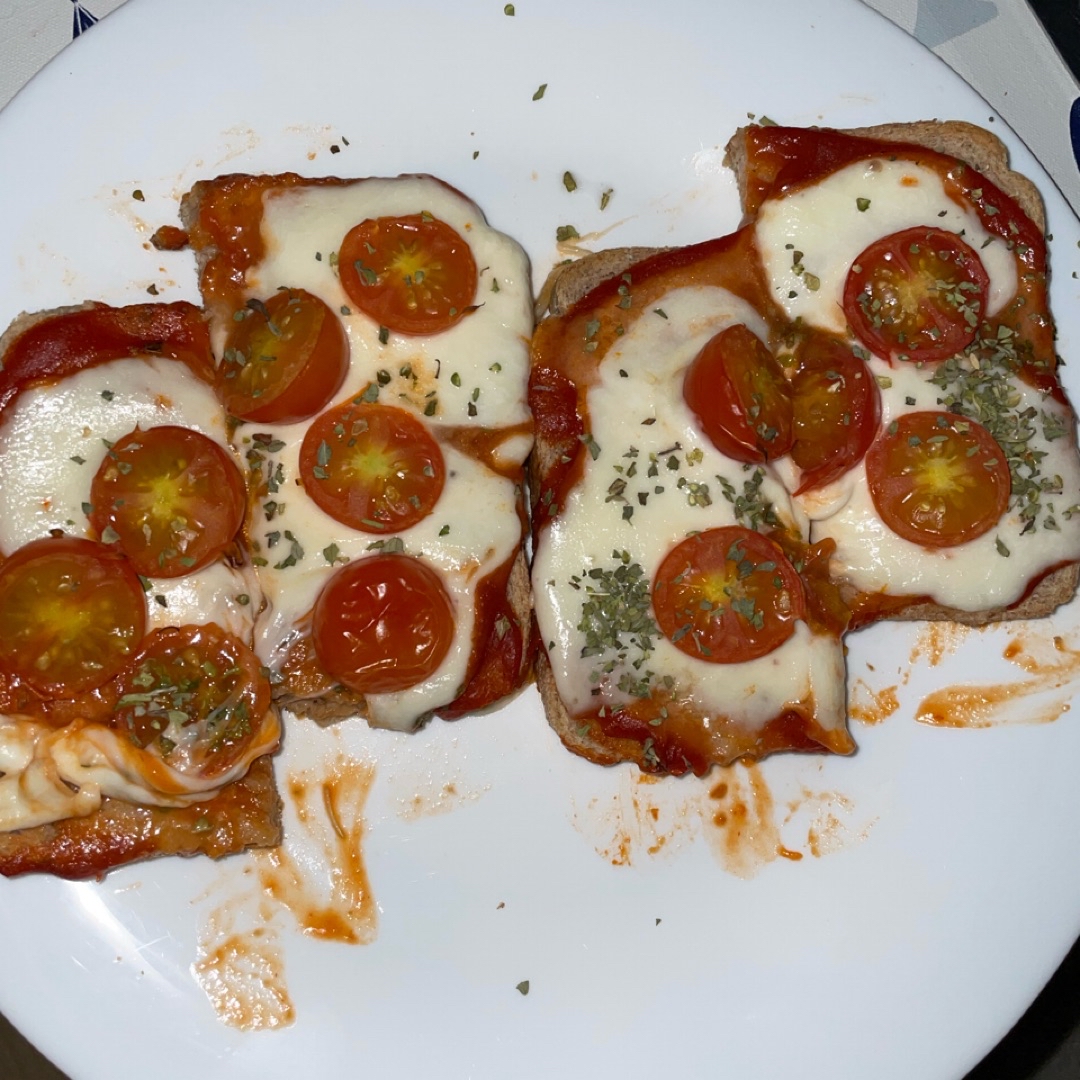 Tostadas con Cherry
