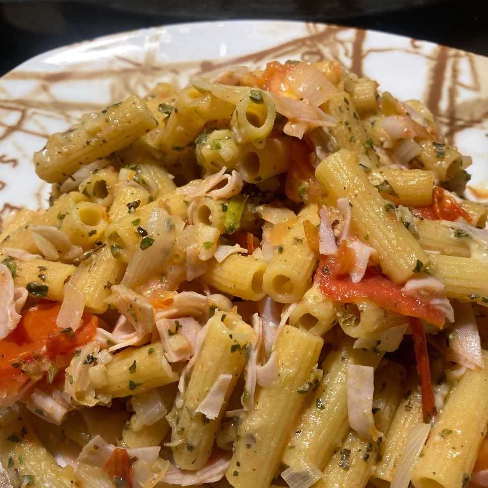 Pasta de garbanzos con verdura y pavo Pasta de garbanzos con verdura y pavo