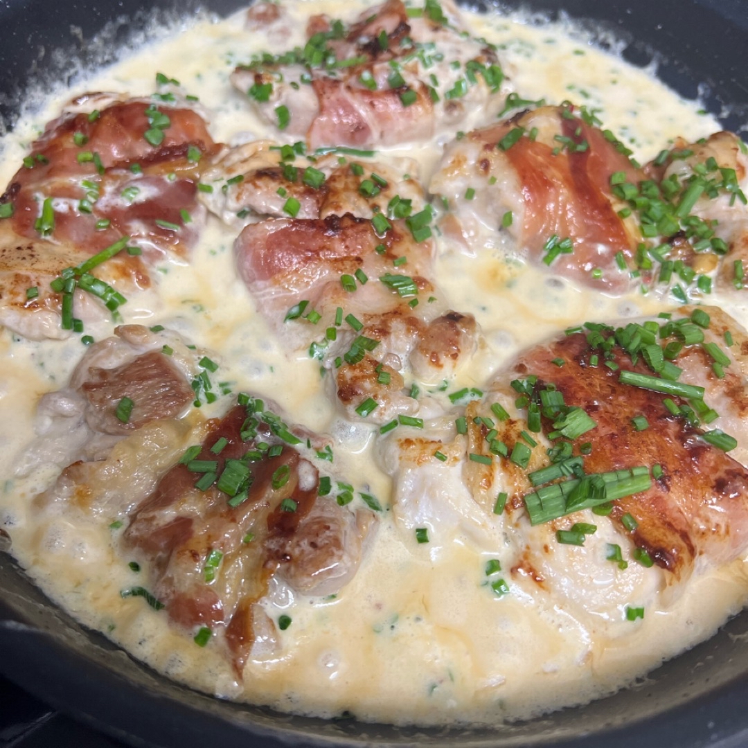 Pollo envuelto en jamón Pollo envuelto en jamón