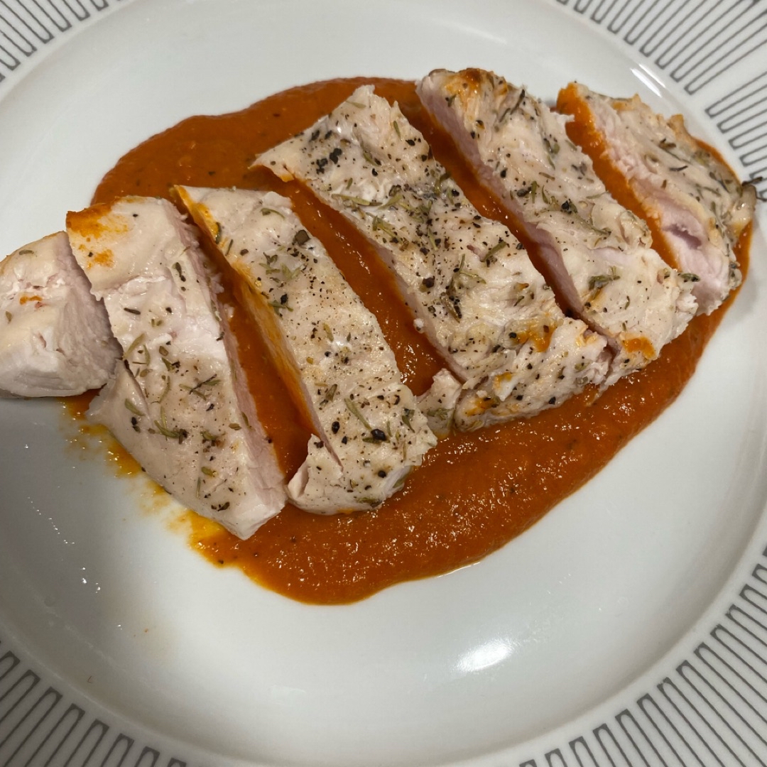 Solomillo de pavo con salsa de verduras 🦃 Solomillo de pavo con salsa de verduras 🦃