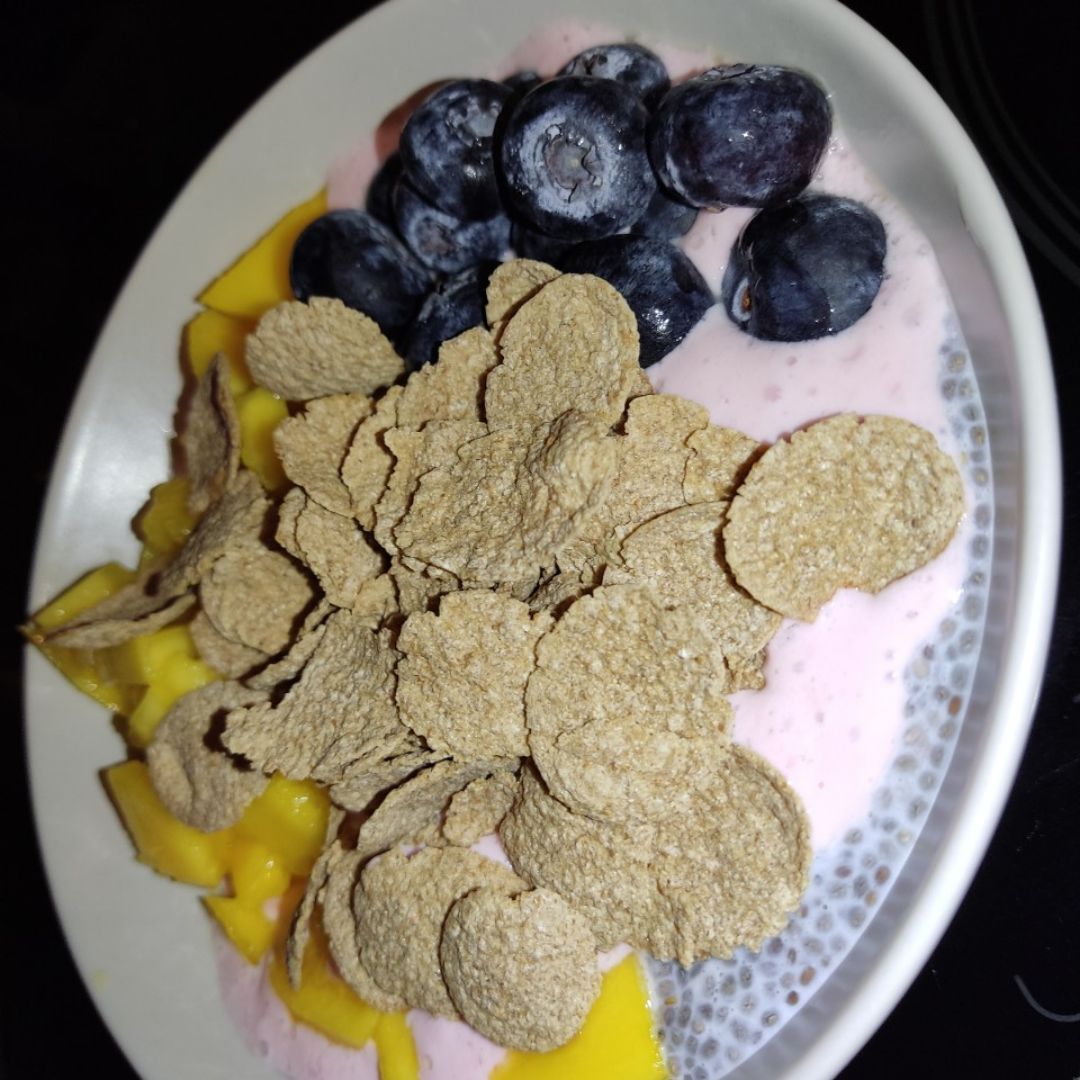 Pudding de chía con yogurt y frutas Pudding de chía con yogurt y frutas