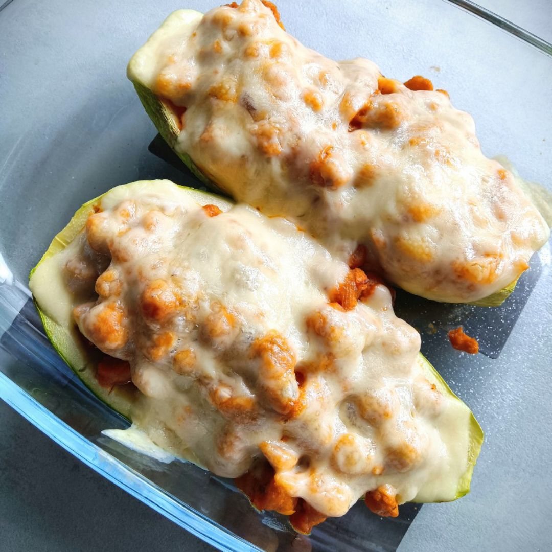 Calabacín relleno de soja texturizada 🥒🍽️ Calabacín relleno de soja texturizada 🥒🍽️
