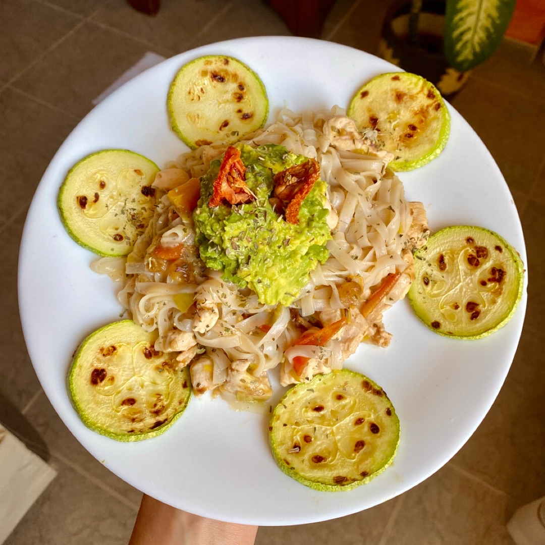 Noodles de arroz 馃馃崊馃馃い Noodles de arroz 馃馃崊馃馃い