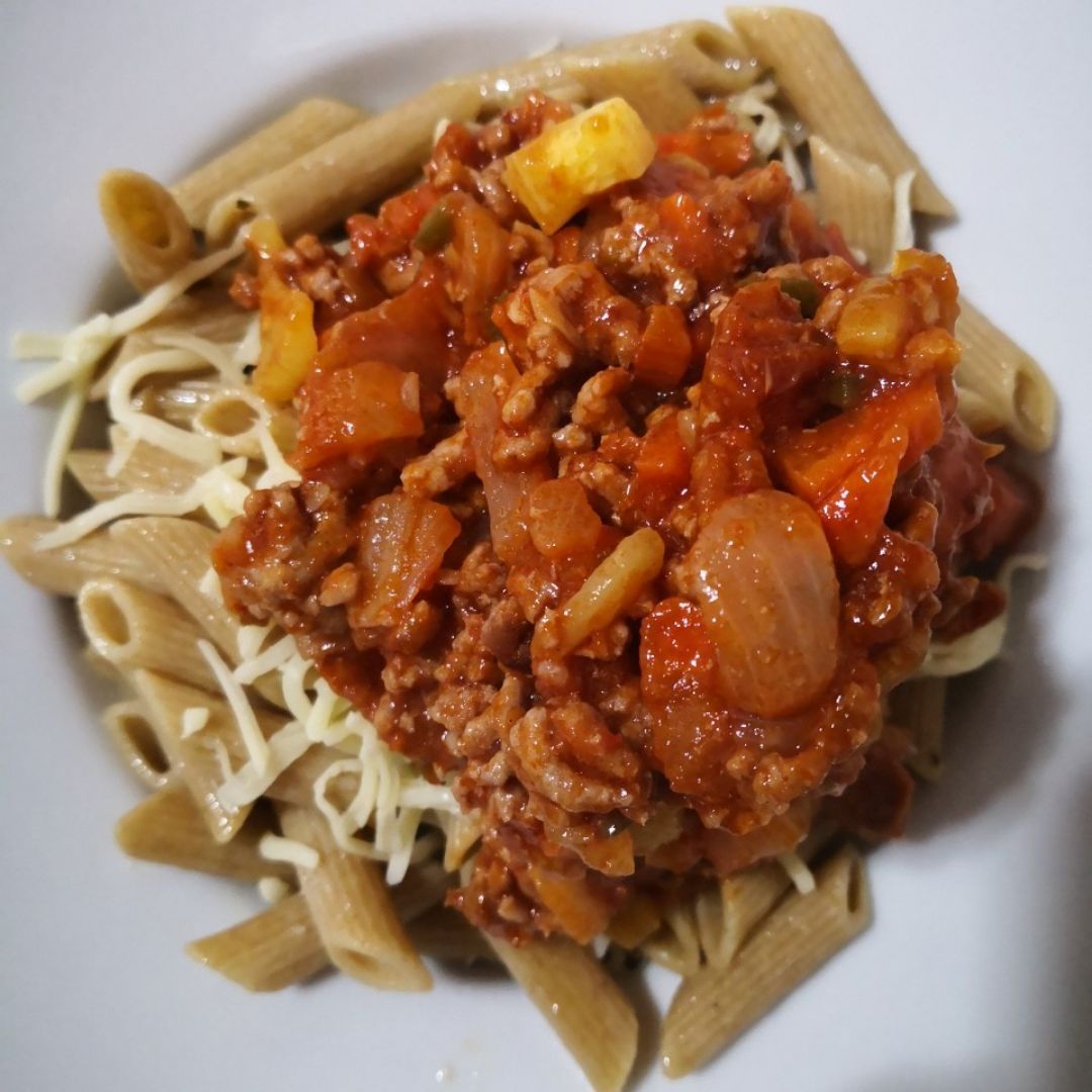 Macarrones boloñesa. Macarrones boloñesa.