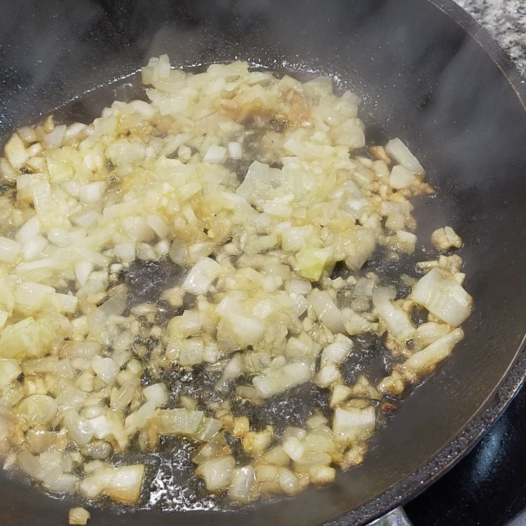 Brócoli con pollo en salsa de mostaza y pistacho Paso 2 Brócoli con pollo en salsa de mostaza y pistacho Paso 2