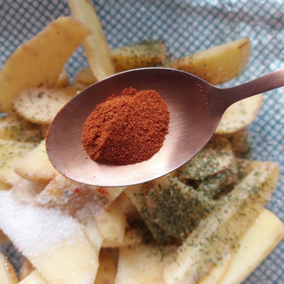 Patatas al horno con toque picante Paso 1 Patatas al horno con toque picante Paso 1