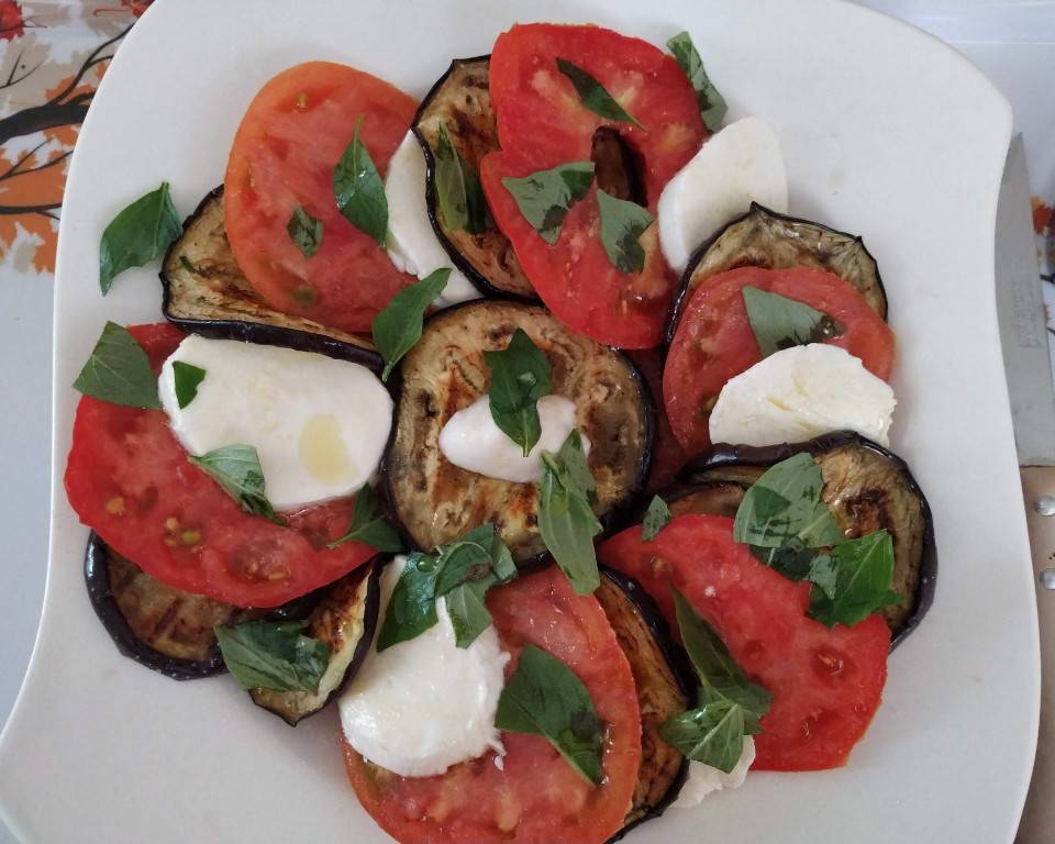 Caprese de berenjena 🍆