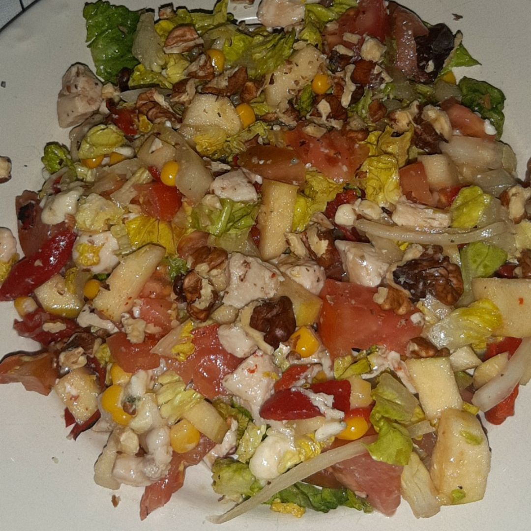 Ensalada de pollo con manzana y roquefort Ensalada de pollo con manzana y roquefort