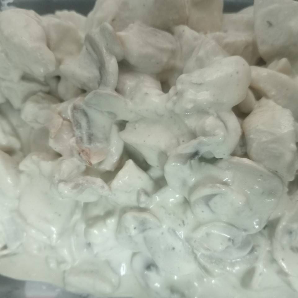 Pollo al curry con champiñones Pollo al curry con champiñones