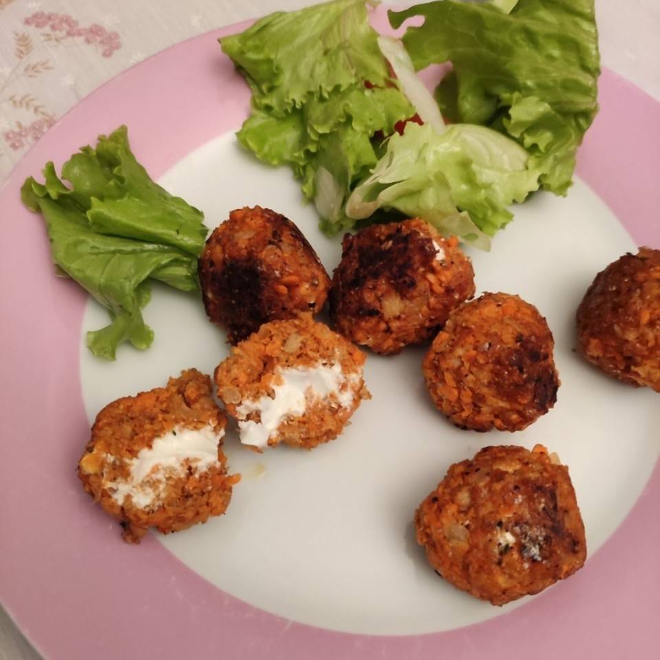 Albóndigas de soja (rellenas de queso) Albóndigas de soja (rellenas de queso)