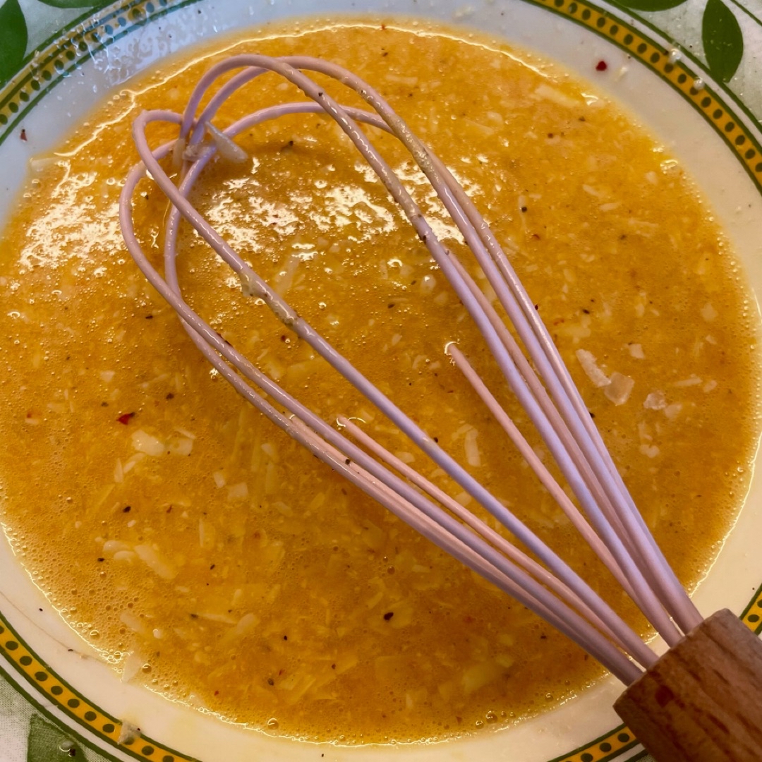 CARBONARA 🇮🇹🥚🧀🧅🥓 Paso 0