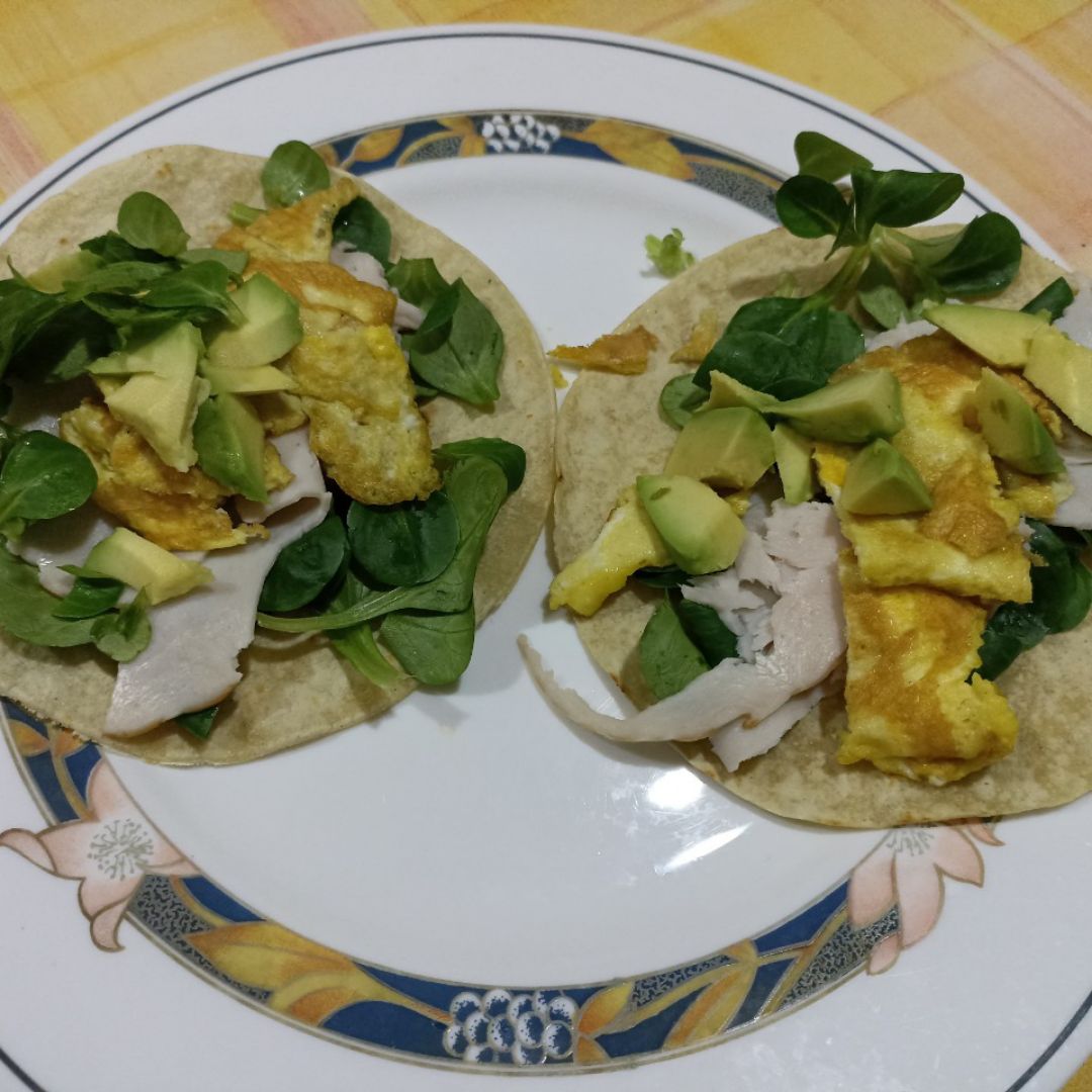 Tortilla mexicana \ taco saludable muy bueno Tortilla mexicana \ taco saludable muy bueno