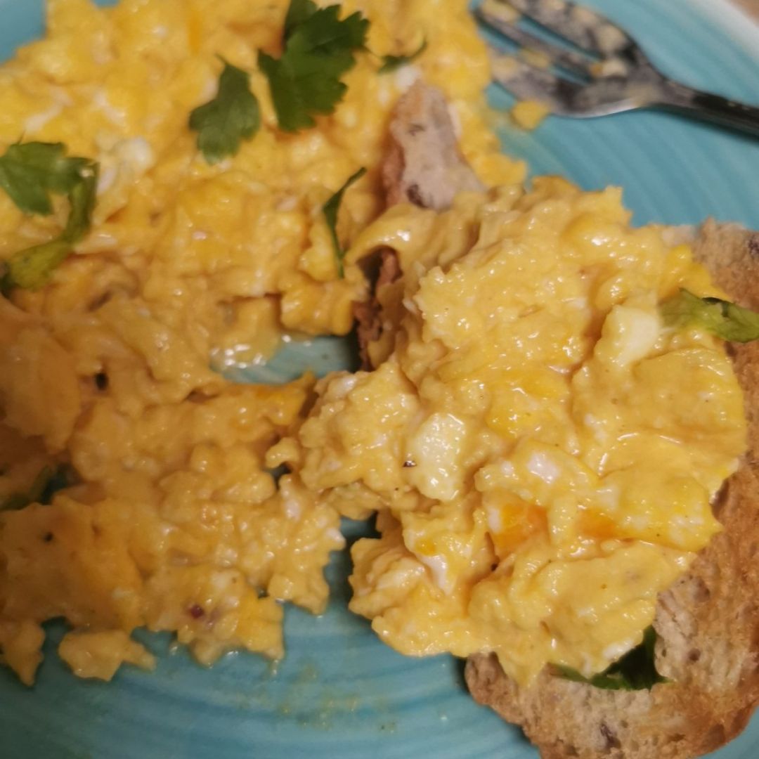 Revuelto huevos Revuelto huevos
