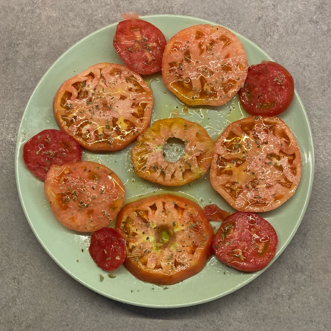 Ensalada de tomate con orégano Ensalada de tomate con orégano