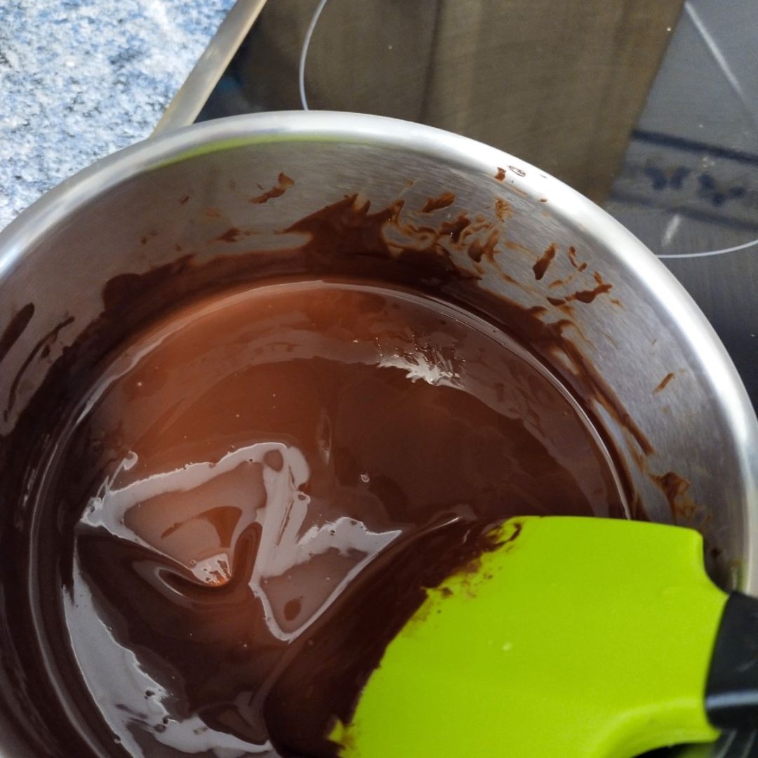 Muffins de chocolate rellenos 😍 Paso 4 Muffins de chocolate rellenos 😍 Paso 4