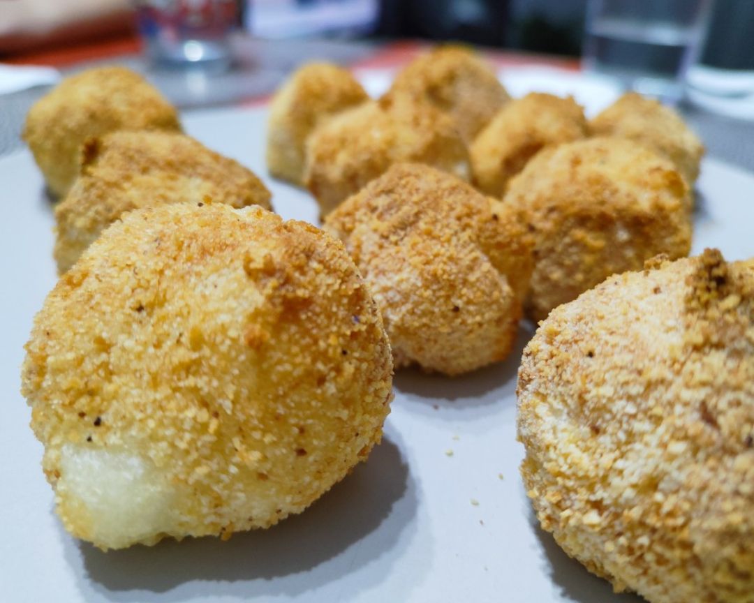 Bolitas de patata y bacalao 