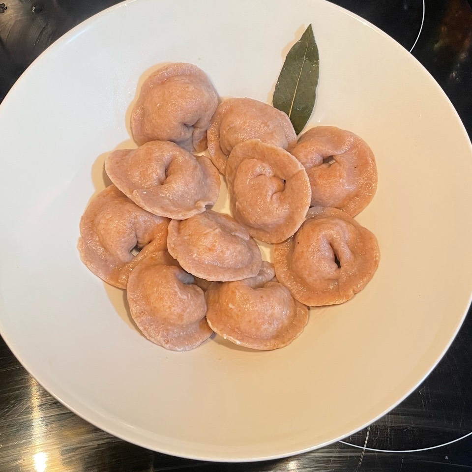 Pelmeni (~dumplings/ravioli/gyoza)