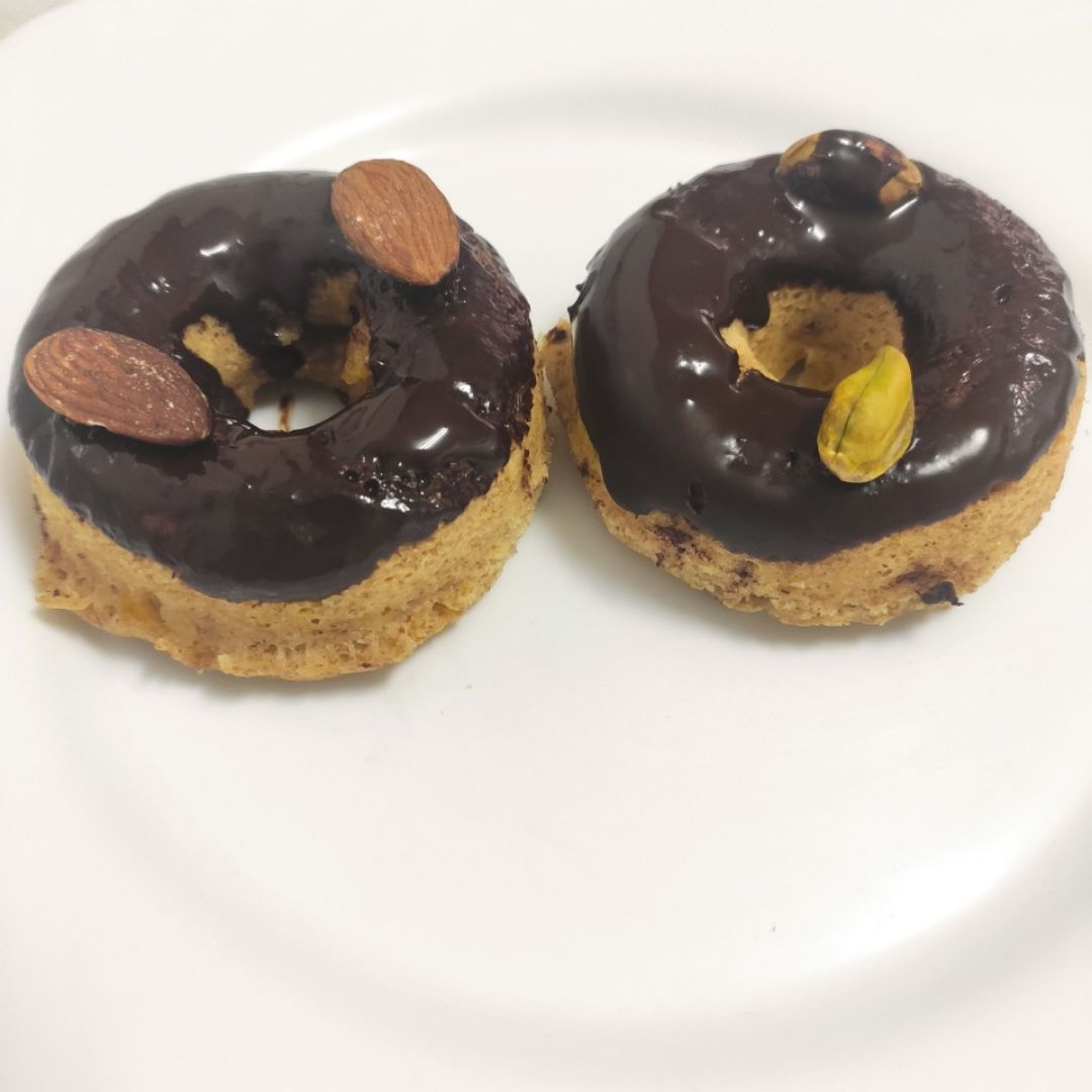DONUTS DE MANZANA AL MICROONDAS DONUTS DE MANZANA AL MICROONDAS