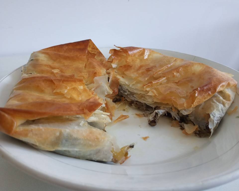 Masa filo con morcilla y manzana 