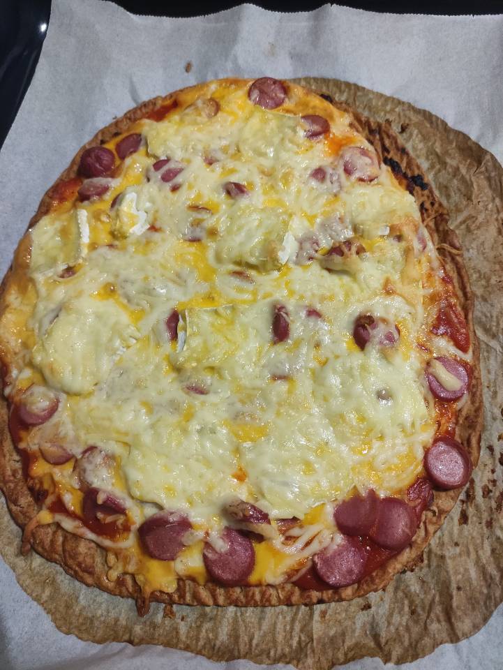 Pizza con base de atún Pizza con base de atún