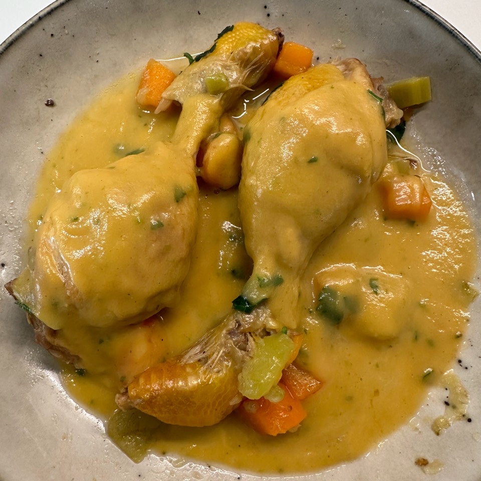 Pollo en Salsa de Verduras Pollo en Salsa de Verduras