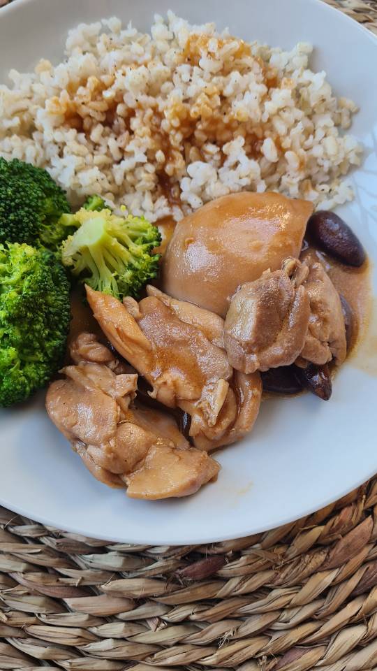 Pollo con almendras Pollo con almendras
