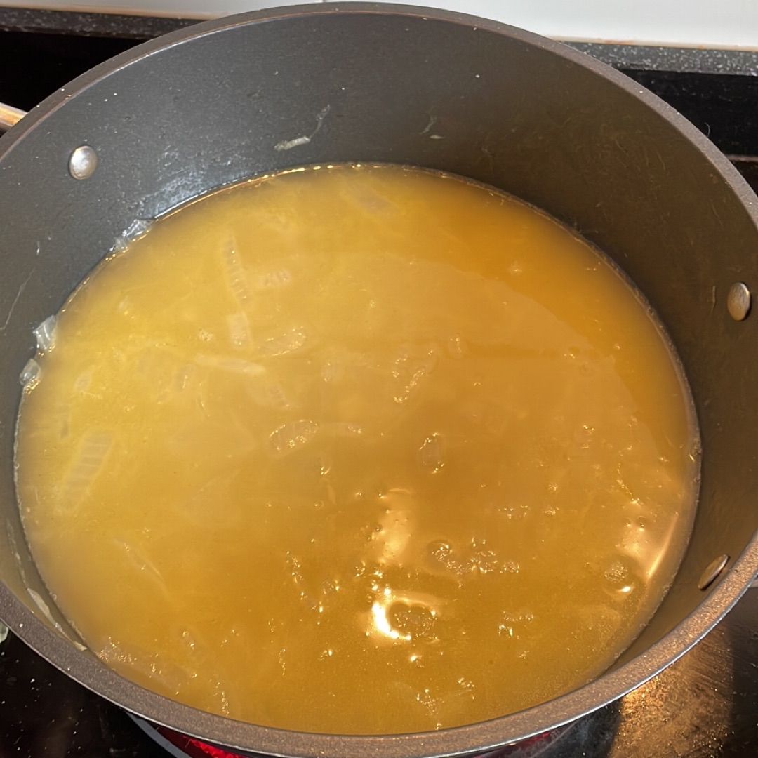 Sopa de cebolla 🧅 🇫🇷 Paso 1 Sopa de cebolla 🧅 🇫🇷 Paso 1