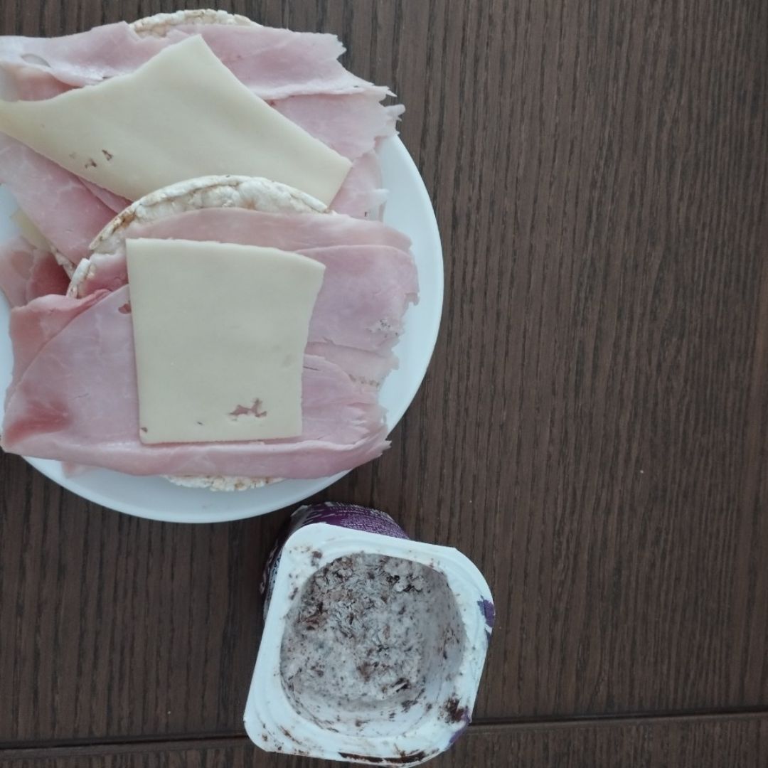 Tortitas de maiz con jamón y queso Tortitas de maiz con jamón y queso