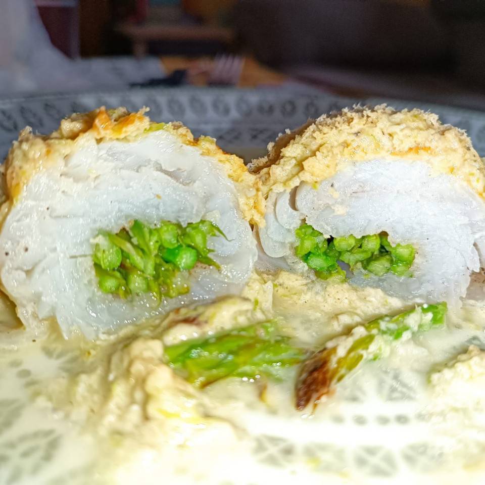 Merluza 🐟 con espárragos en airfryer Merluza 🐟 con espárragos en airfryer