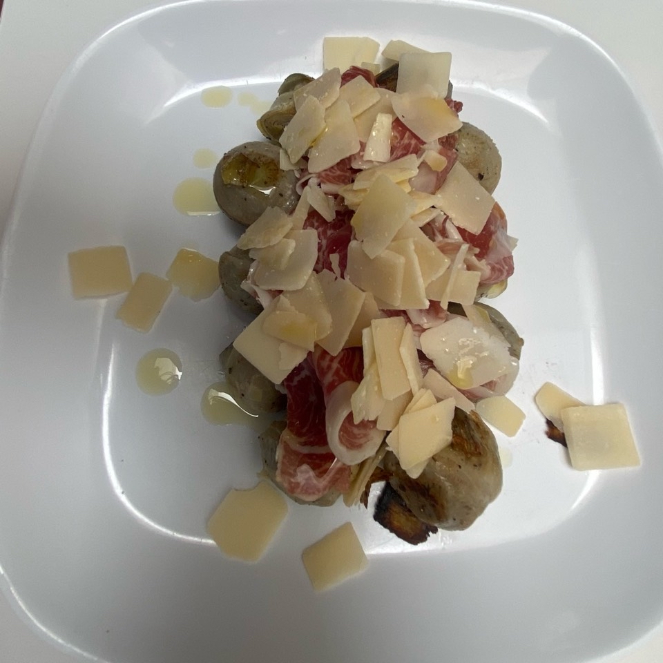 Corazones de alcachofa con jamón 