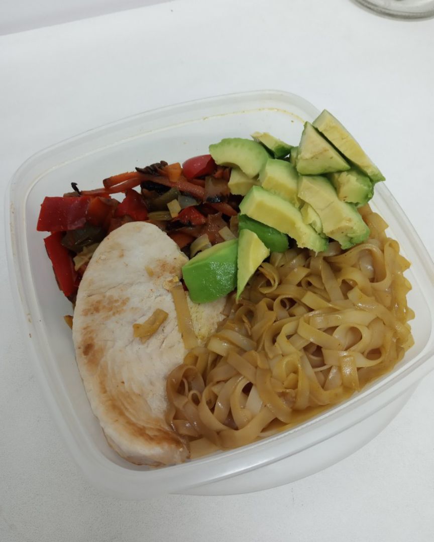 Noodles con verduras y pavo Noodles con verduras y pavo