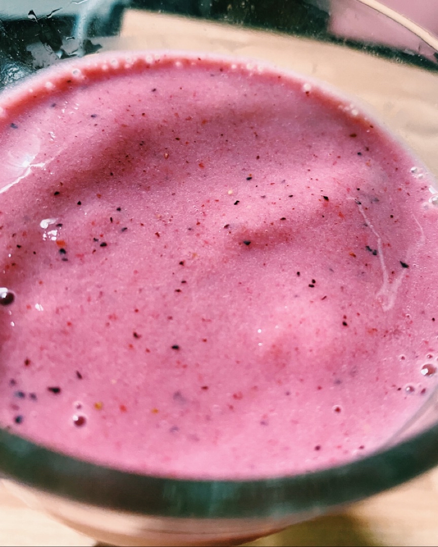 Smoothie con leche de almendra🤤 Smoothie con leche de almendra🤤