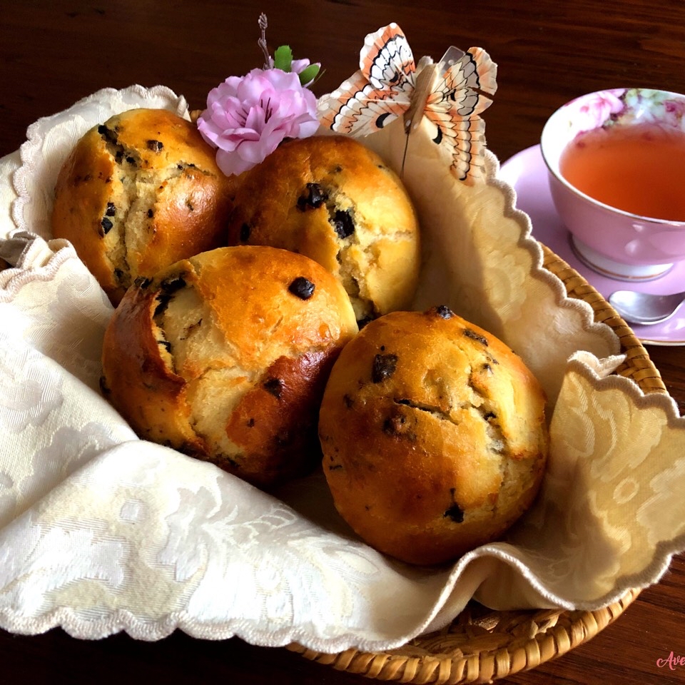 Pangoccioli-Bollitos de leche Italianos con pepitas de chocolate Pangoccioli-Bollitos de leche Italianos con pepitas de chocolate