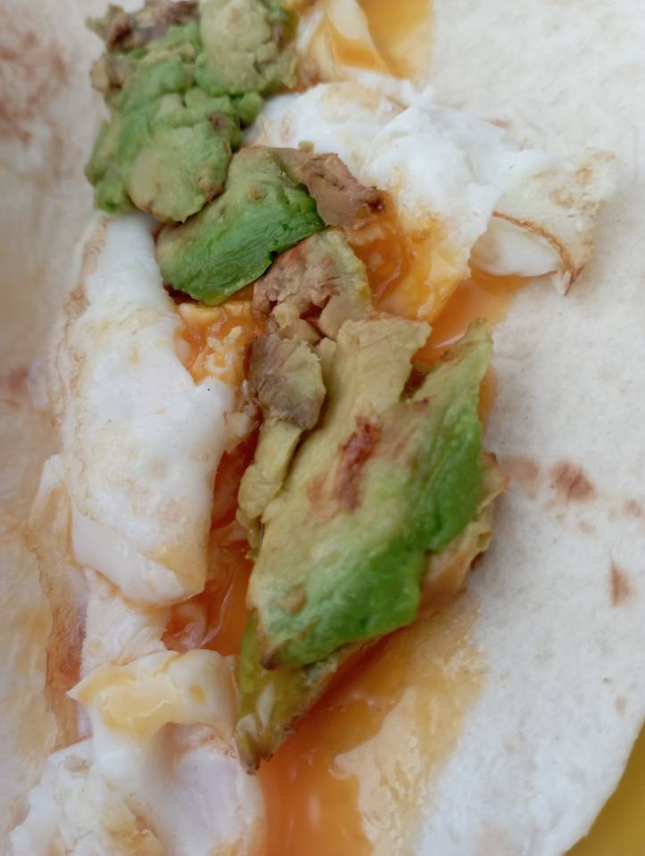 Tostada de aguacate y huevo