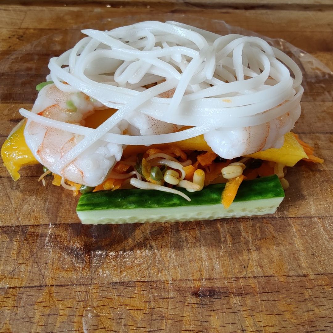 Rollitos Vietnamitas con Gambas Paso 2 Rollitos Vietnamitas con Gambas Paso 2