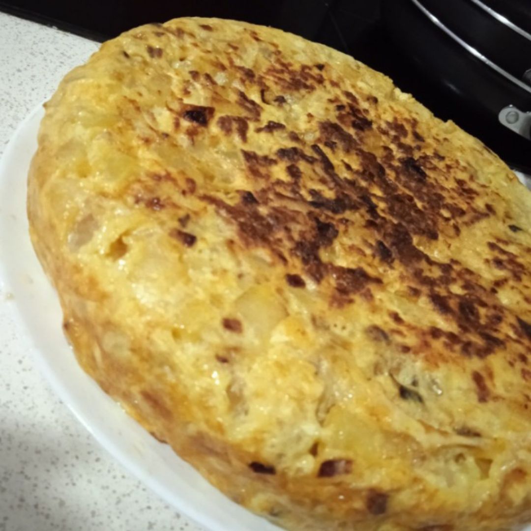 Tortilla de patatas con cebolla Tortilla de patatas con cebolla