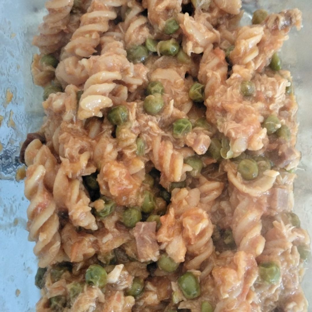 Macarrones con atun guisantes y tacos de jamos Paso 3 Macarrones con atun guisantes y tacos de jamos Paso 3