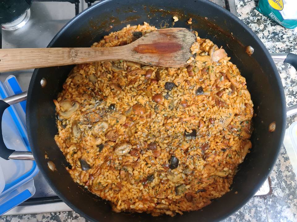 Arroz con cerdo y verduras Arroz con cerdo y verduras
