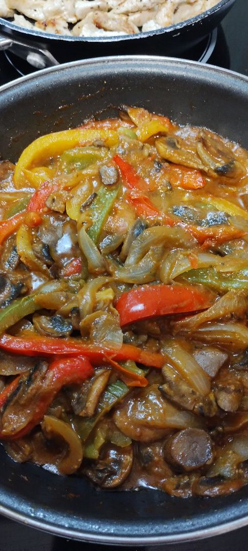 Verduras al curry con pollo a la plancha Paso 4 Verduras al curry con pollo a la plancha Paso 4