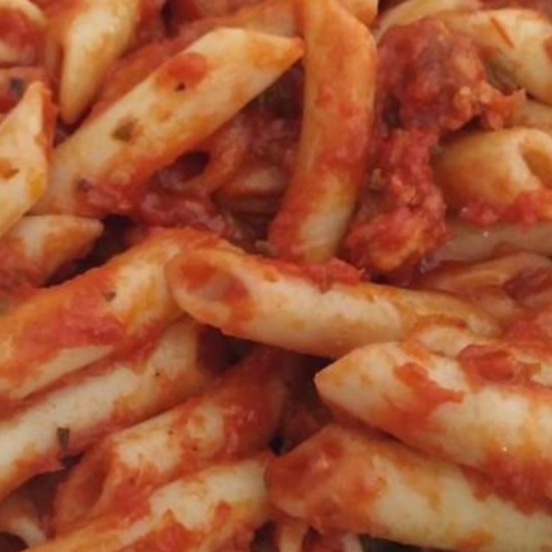 Macarrones y chorizo Macarrones y chorizo
