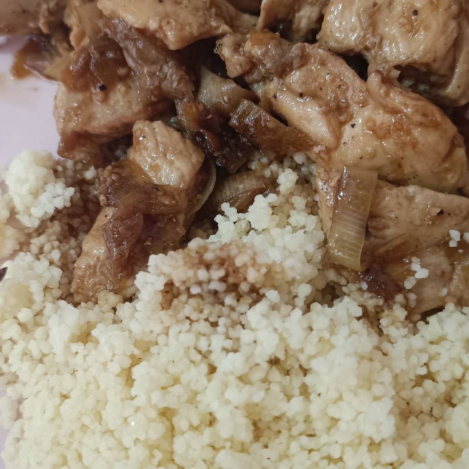 pollo con salsa de soja pollo con salsa de soja