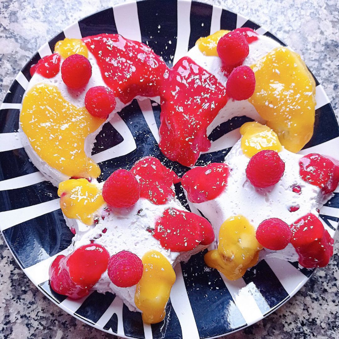 Pannacotta de yogur griego y granada ❤️ Pannacotta de yogur griego y granada ❤️