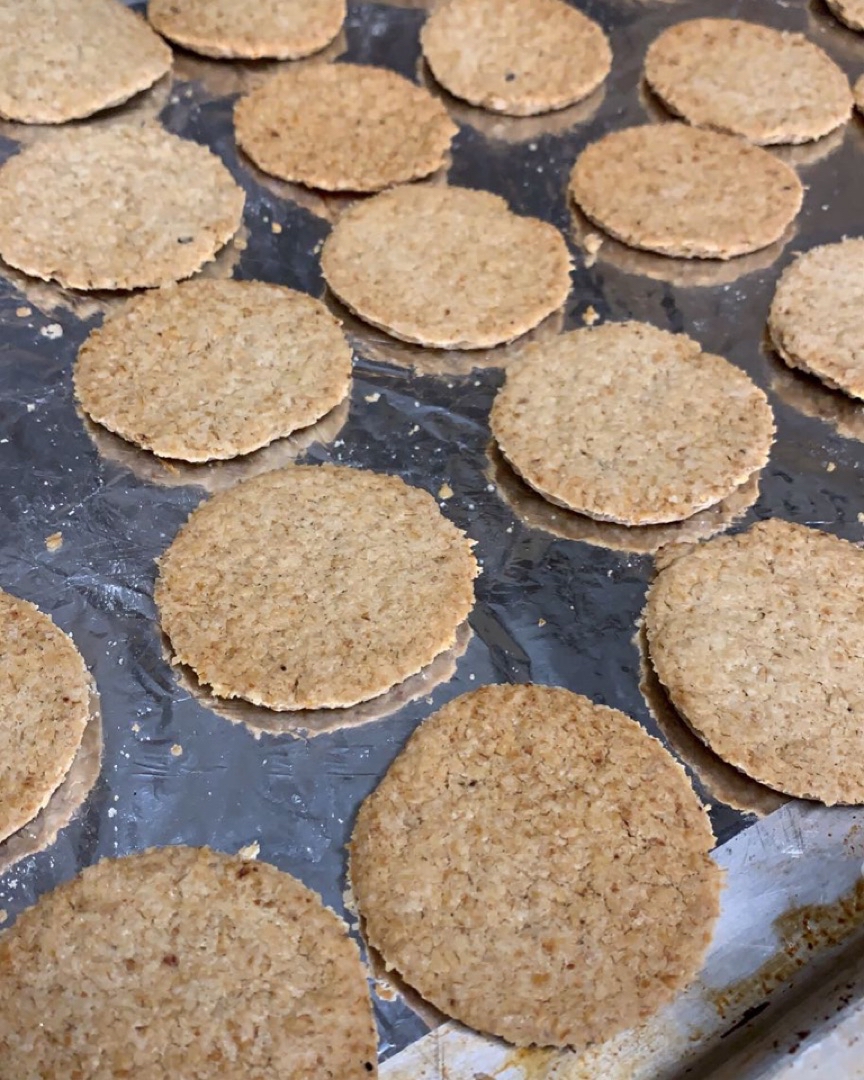 Galletas de avena (2 ingredientes ) Galletas de avena (2 ingredientes )