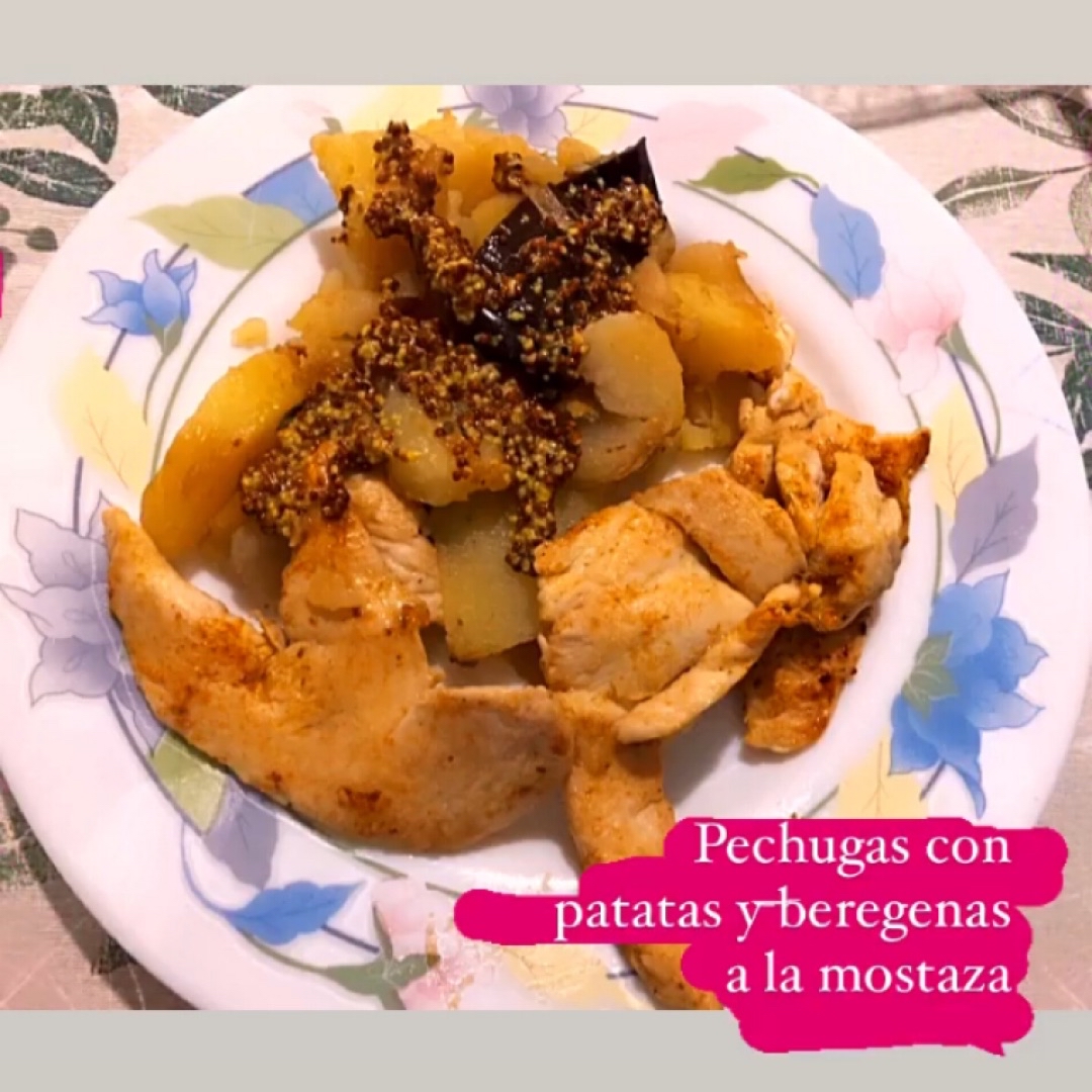 Pechugas y patatas aliñadas con mostaza en grano Pechugas y patatas aliñadas con mostaza en grano