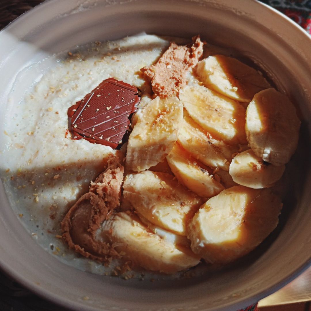GACHAS DE PLATANO, CHOCOLATE Y CACAHUETE🍌🍫🥜🥣 Paso 4 GACHAS DE PLATANO, CHOCOLATE Y CACAHUETE🍌🍫🥜🥣 Paso 4