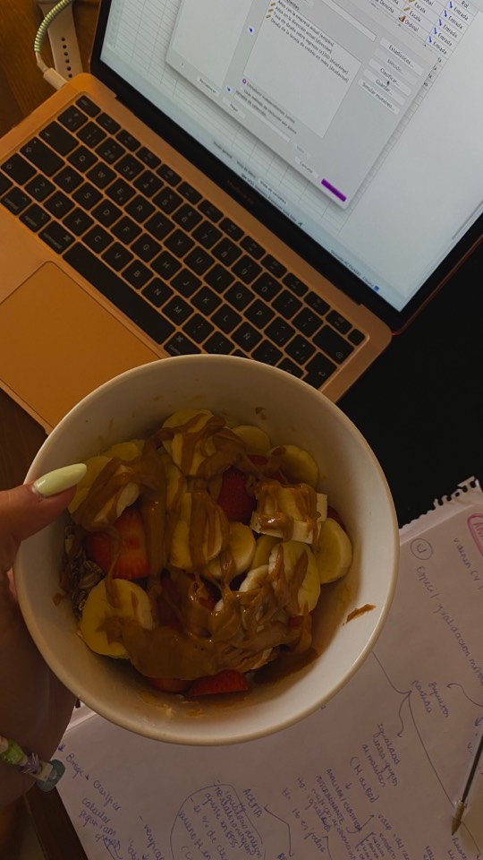 Yogurt proteico frutas Yogurt proteico frutas
