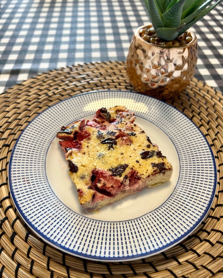 Pastel de frutos rojos sin harinas 